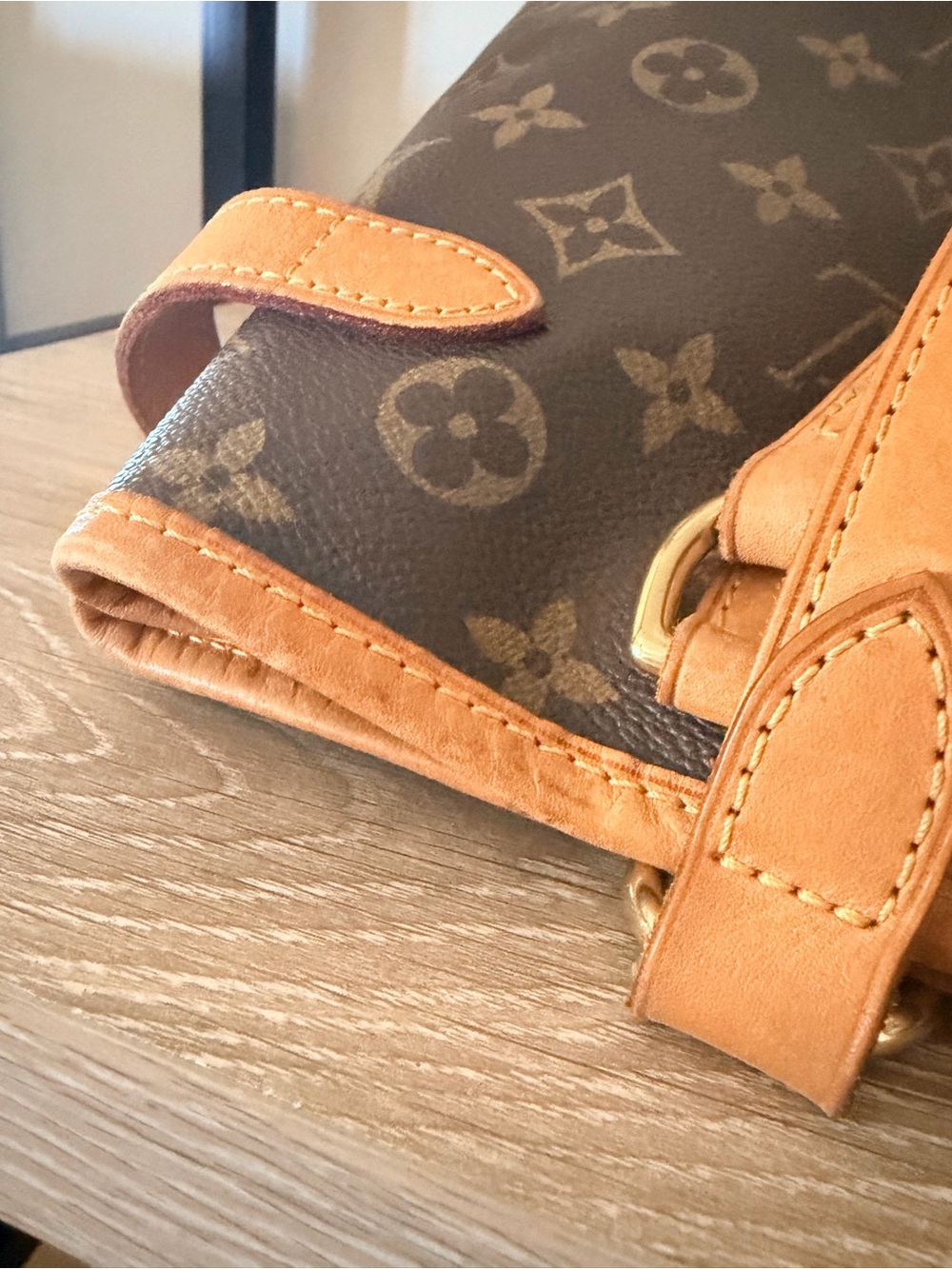 Louis Vuitton Monogram Batignolles Horizontal Tote Handbag - Picture 13 of 14